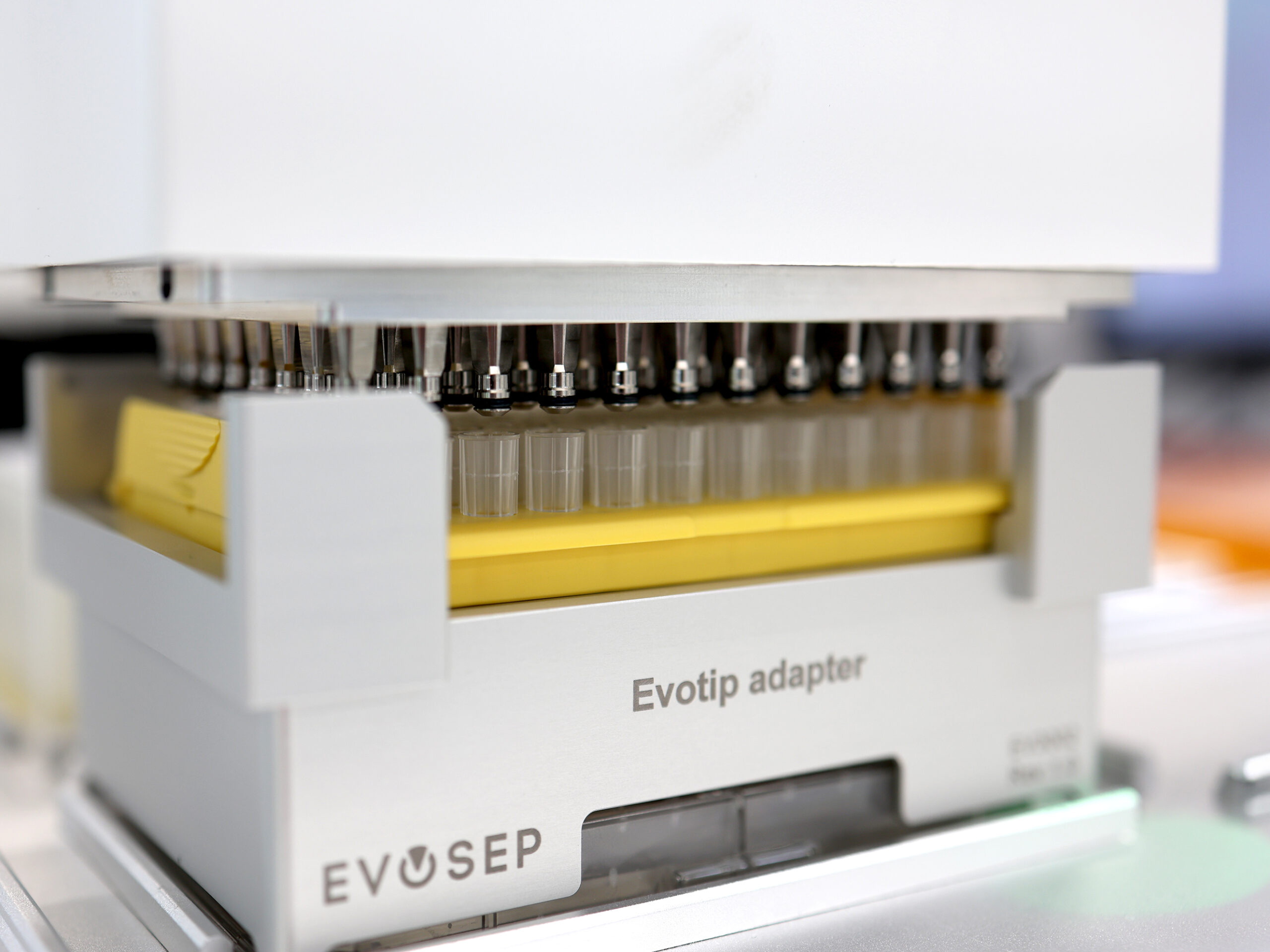 Evosep_Lupo_Evotip-adapter